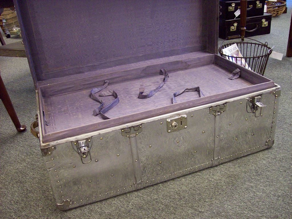 Inglese Baule aeronautico in alluminio vintage