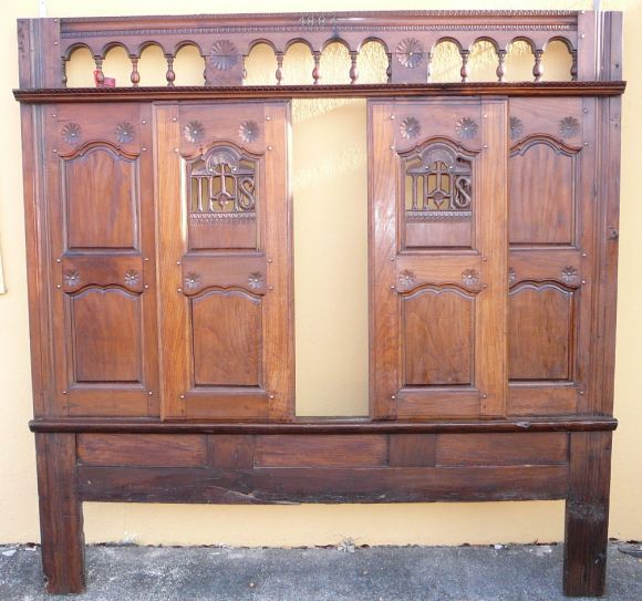 Antique Front Enclosure Sliding Panel Religious Bed 3