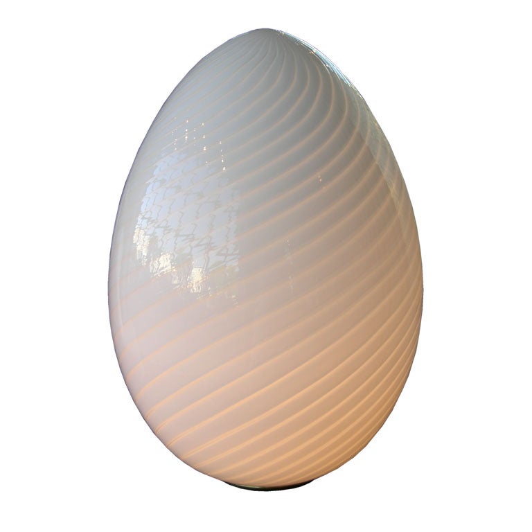 Large Vetri Murano Egg Lamp