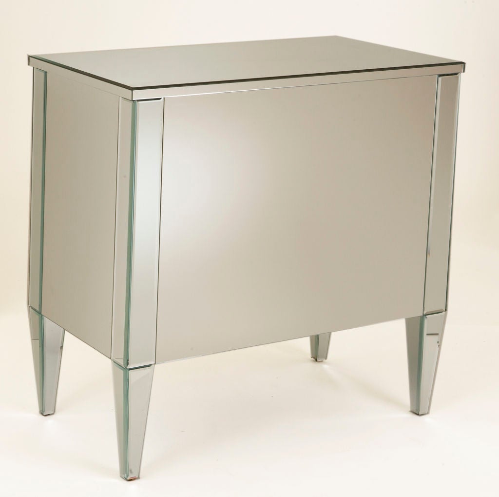 Downtown Classics Collection Hudson Mirrored Cabinet