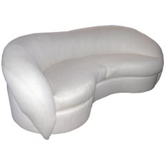EXCEPTIONAL CURVACEOUS SOFA BY DIRECTIONAL