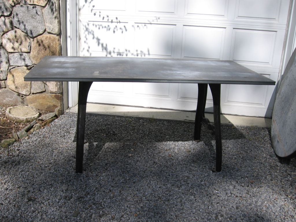 INDUSTRIAL TABLE WITH ZINC TOP