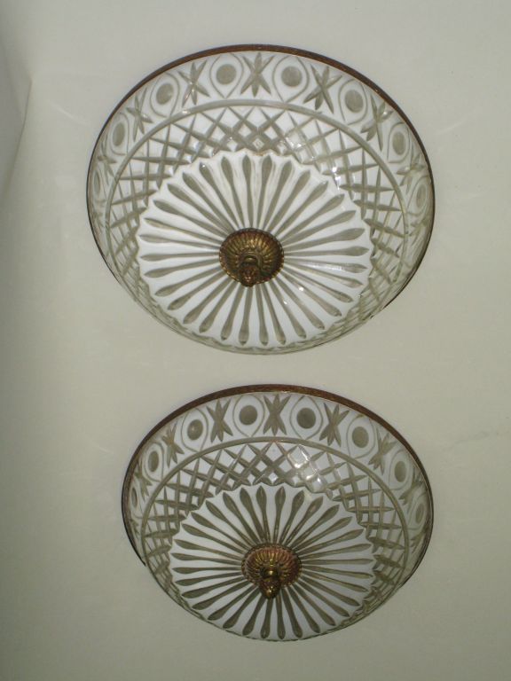 3 British Engraved Glass Fixtures In Excellent Condition In New York, NY