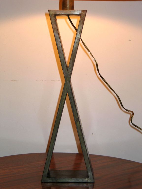 Mid-Century Modern Pair of French Modern Neoclassical X-Form Table Lamps in Style of Jacques Quinet For Sale