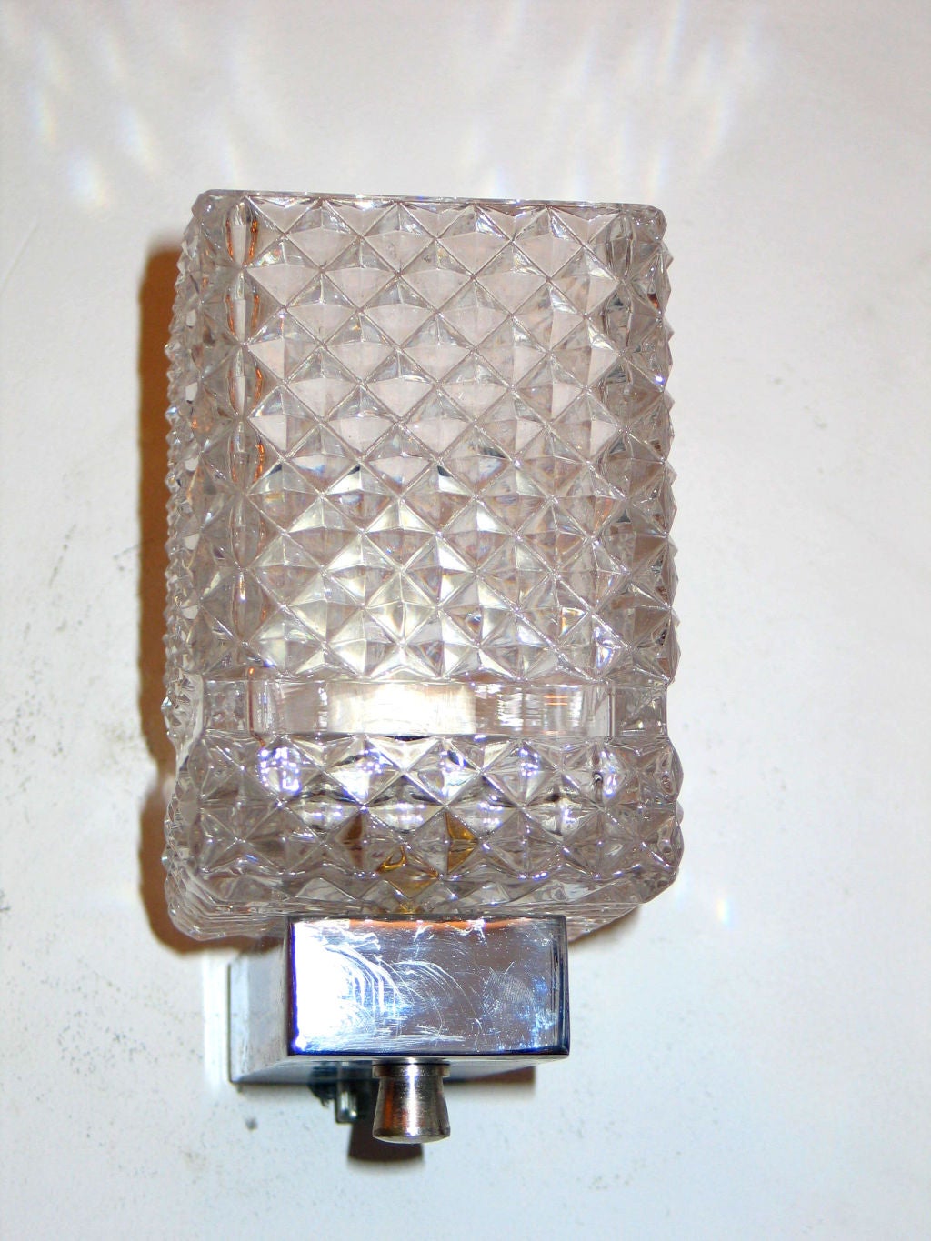 Mid-Century Modern Two Pairs of Italian Cut Glass Sconces For Sale