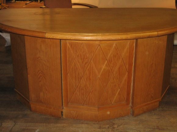 Mid-Century Modern French Modern Neoclassical X-Frame Oak Desk Attributed to Jean-Charles Moreux