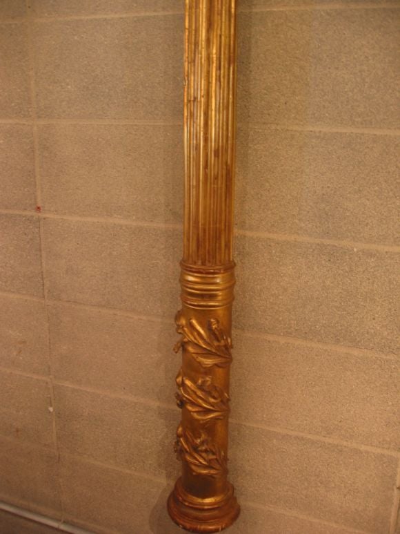 Italian 19th c. Gold Leaf Column with Capitol In Excellent Condition In Los Angeles, CA