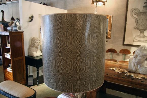 Métal Lampe de table italienne des années 1970 en vente