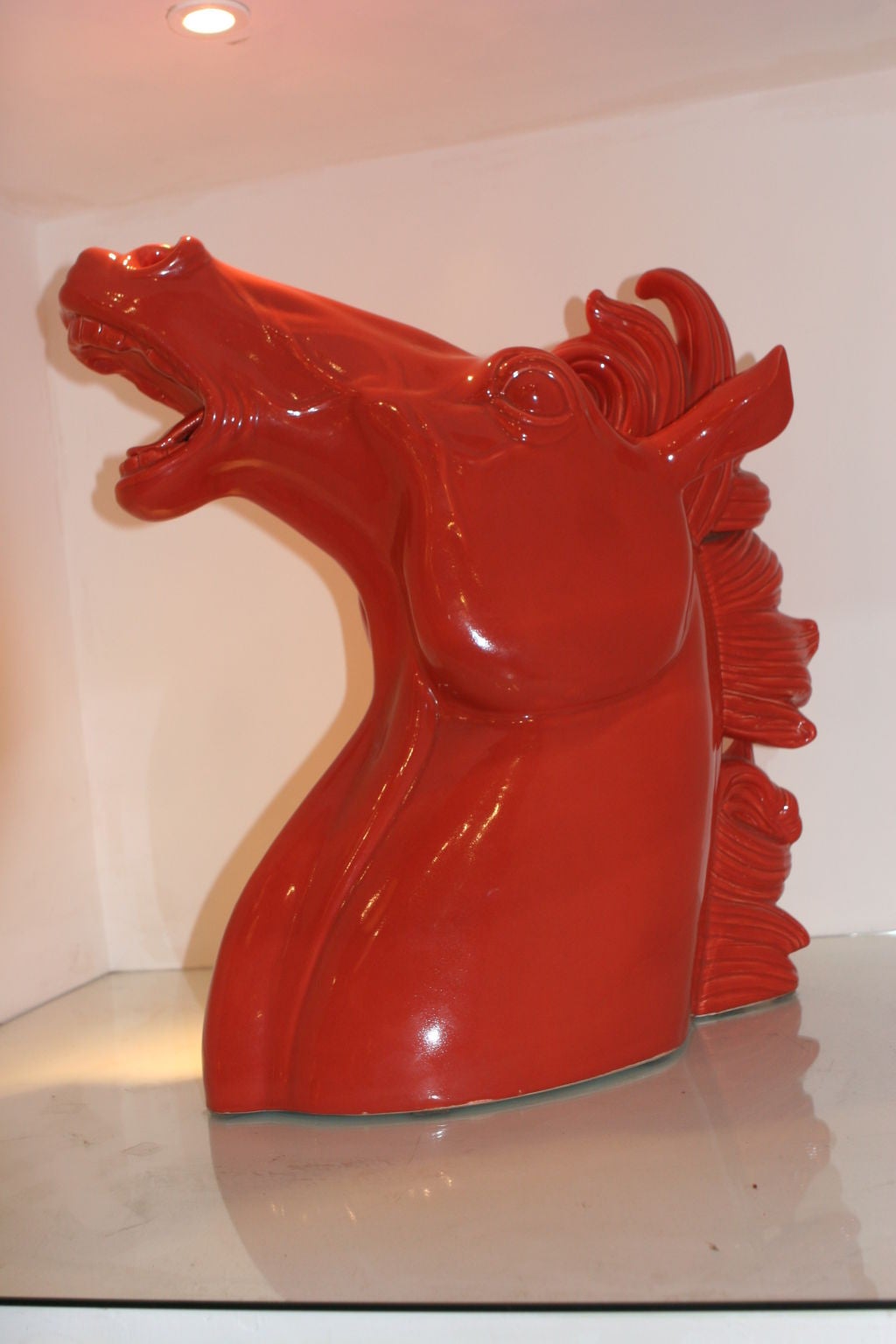 Yeehaw! This coral horse head is ready to go.  An eyepopper for any environment.