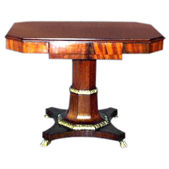 Fine 19th century figured mahogany Baltic center table For Sale