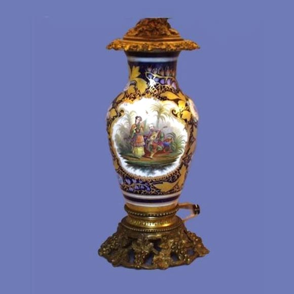 Pair of exceptional French 19th century Chinoiserie lamps