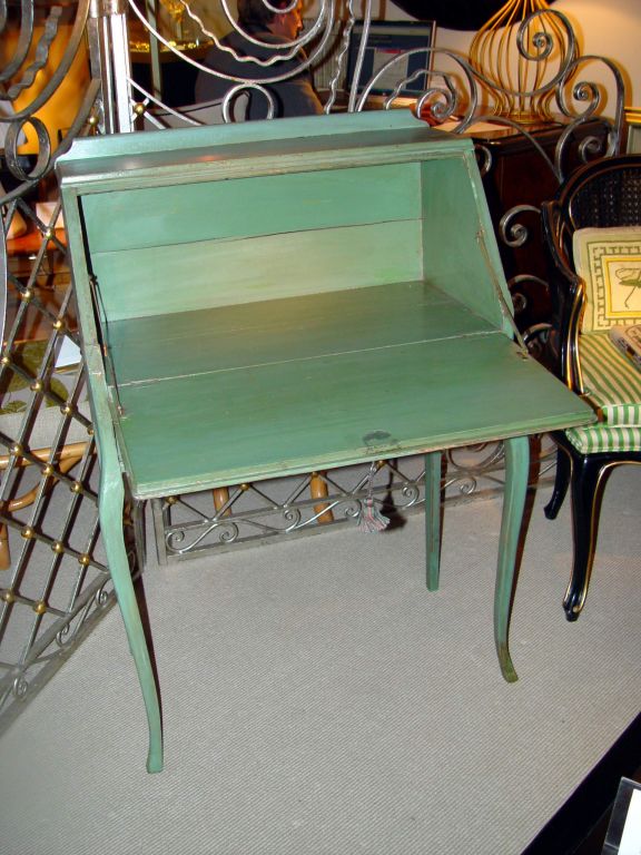 19th Century Exceptional Italian Secretary