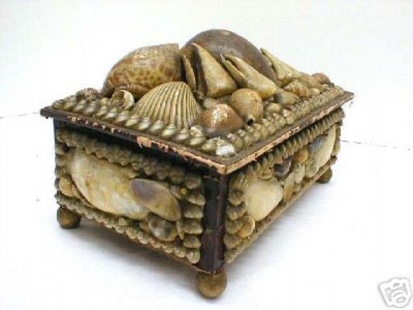 19th Century An American Victorian Tramp Art Shell Encrusted Jewelry Box