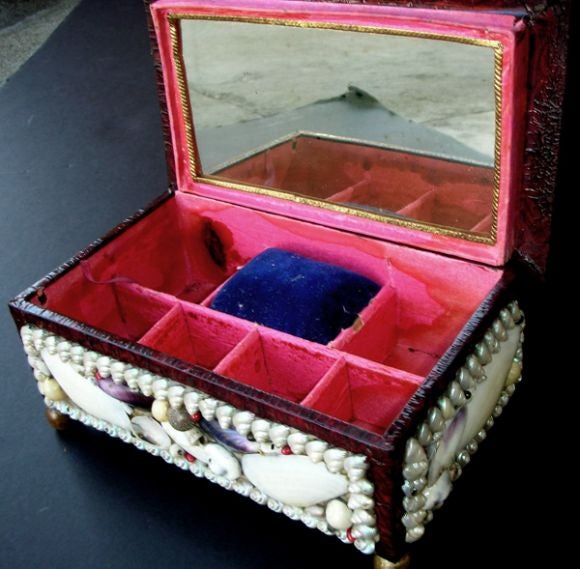 An American Victorian Tramp Art Shell Encrusted Jewelry Box 2