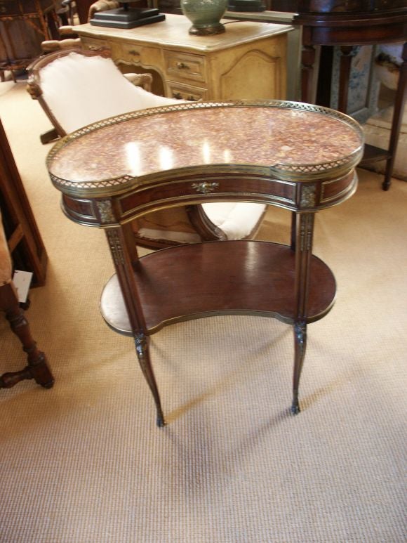 Fine Louis XVI  Kidney Shaped Table