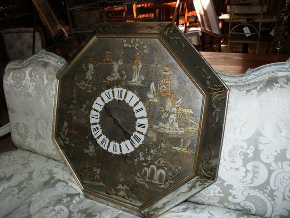 Mid-20th Century Chinoiserie Mirrored Clock