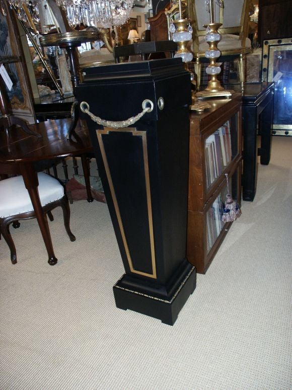 Bronze Mounted Black Pedestal