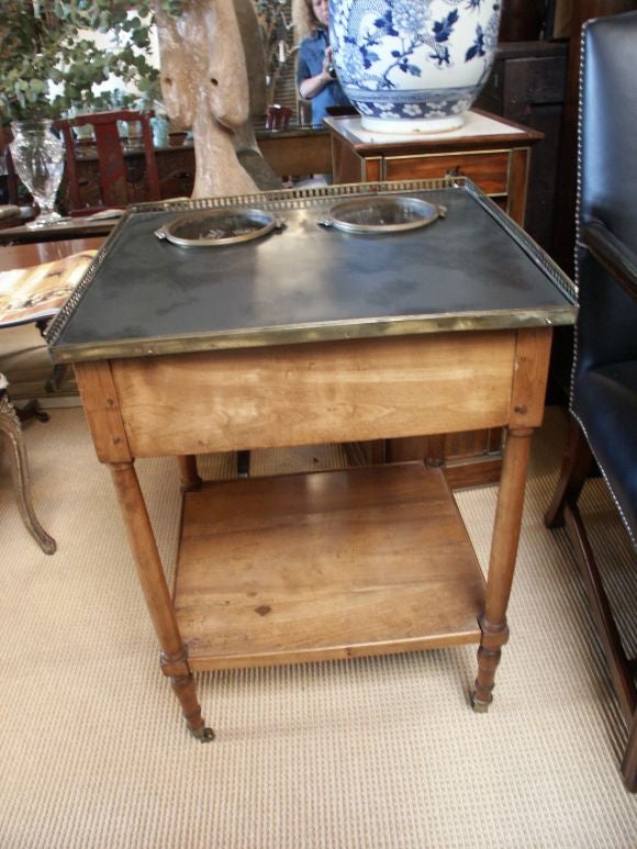 18th C Fruitwood Rafraichissoir Table