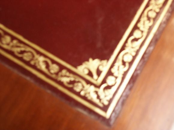 English Partners Desk