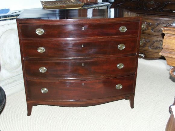 American Federal Mahogany Bow Front Chest of Drawers For Sale