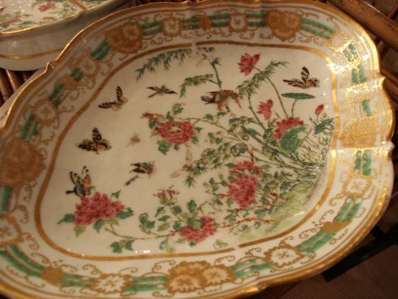 Pair of Chinese Export Serving Dishes