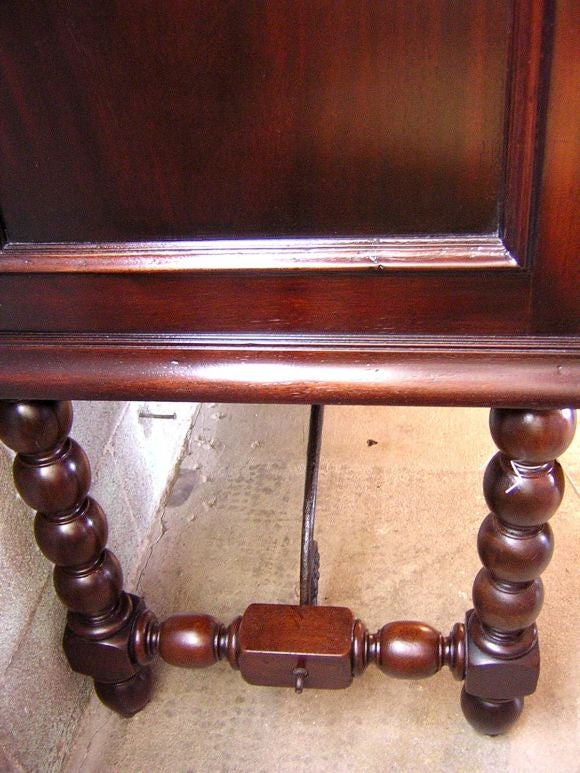 Mahogany Cuban Buffet