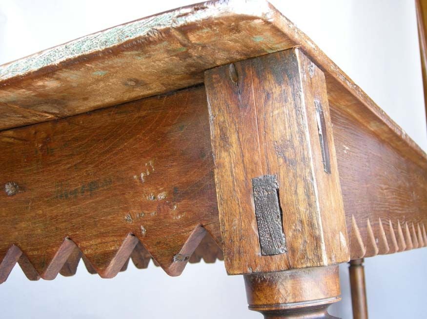 antique scalloped table