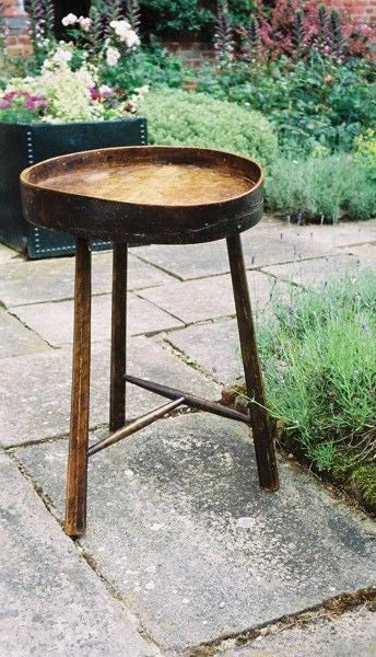 A Very Rare 18th c. Welsh Dish Top Cricket Table
