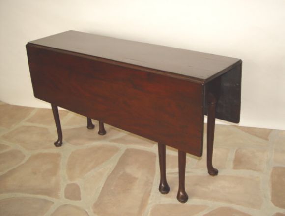 Queen Anne Gate-leg Table