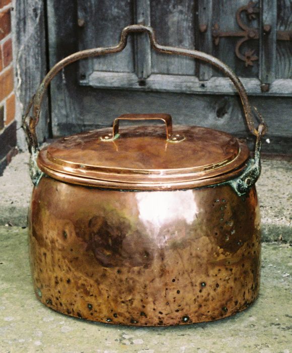 18th c. English Lidded Copper Stew Pot