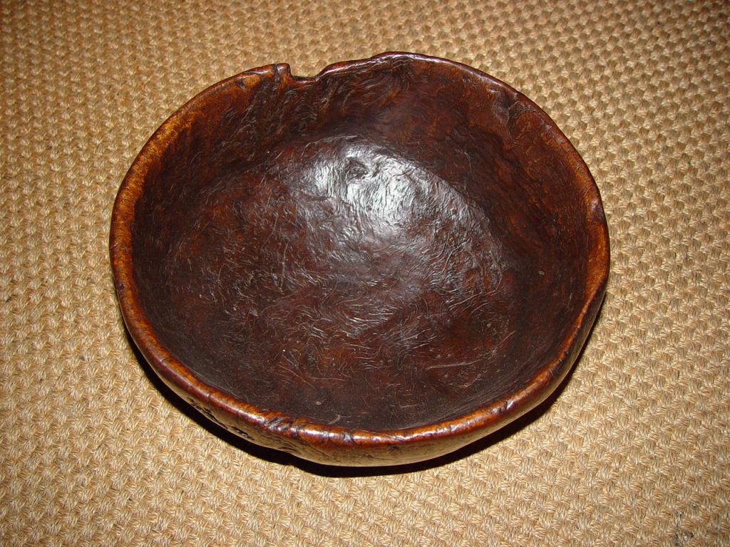 Wonderful Swedish 19th Century dugout oak burl bowl, fashioned from a burly root having a rich old mottled surface