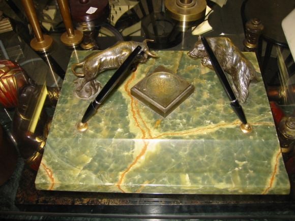 Stock market desk organizer