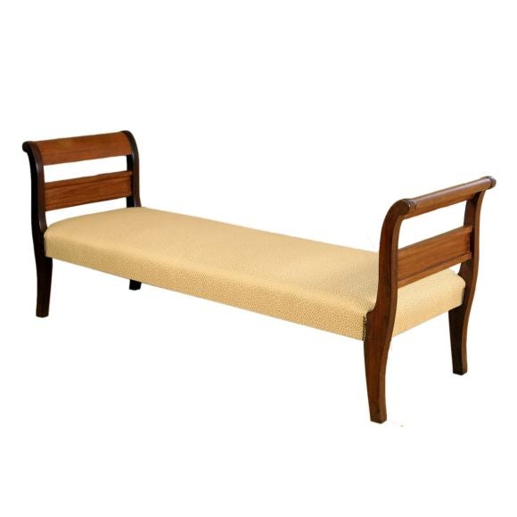 Solid wood day bed/bench For Sale