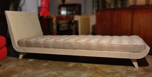 French 1930/40 Paper Bed in the manner of Jean-Michel Frank