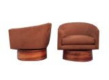 Vintage Pair of Swivel Chairs by Milo Baughman