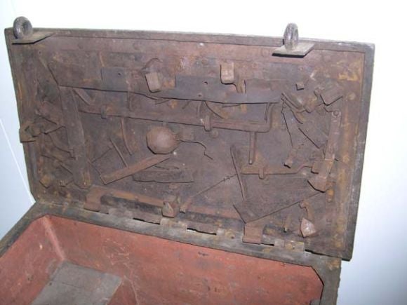 Spanish Armada Chest In Good Condition In Stamford, CT