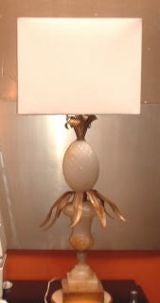 PINEAPPLE ALABASTER TABLE LAMP
