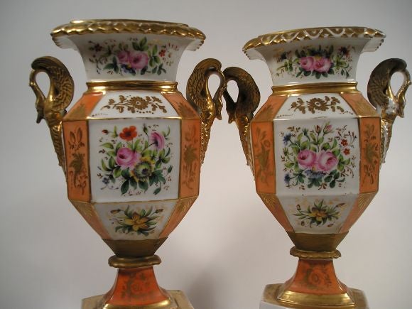 French Pair of Old Paris Porcelain Urns