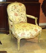 Pair of Painted and Carved Fauteuil a La Reine