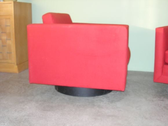 mod swivel chair