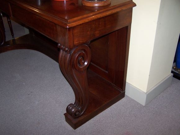 English Serving table