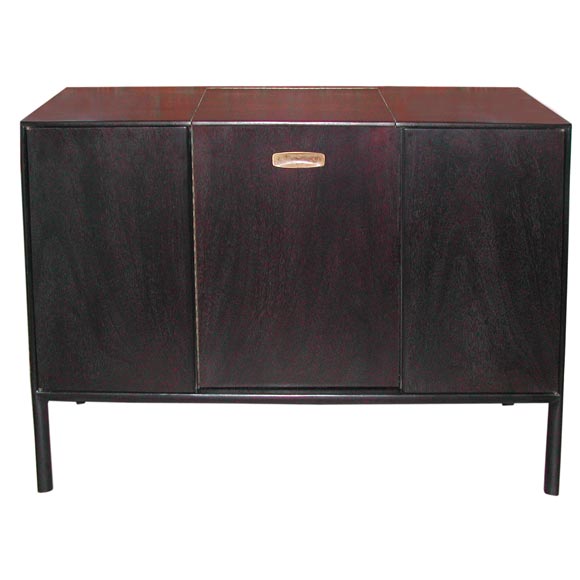 John Stuart 8 Drawer Vanity Dresser