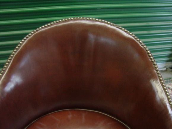 19th Century Pair of 19th century English Leather Barrel Chairs
