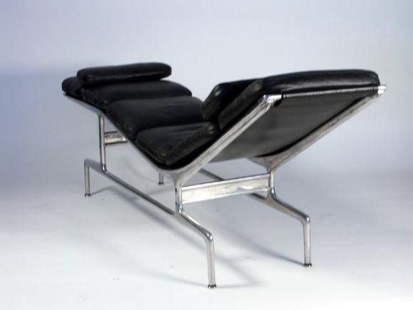 Outstanding example of the Eames Chaise Lounge, famously designed for director Billy wilder in 1968. Narrow contoured seating area composed of leather pillows, on a steel frame. Attractive polished finish, an attractive and unusual alternative to