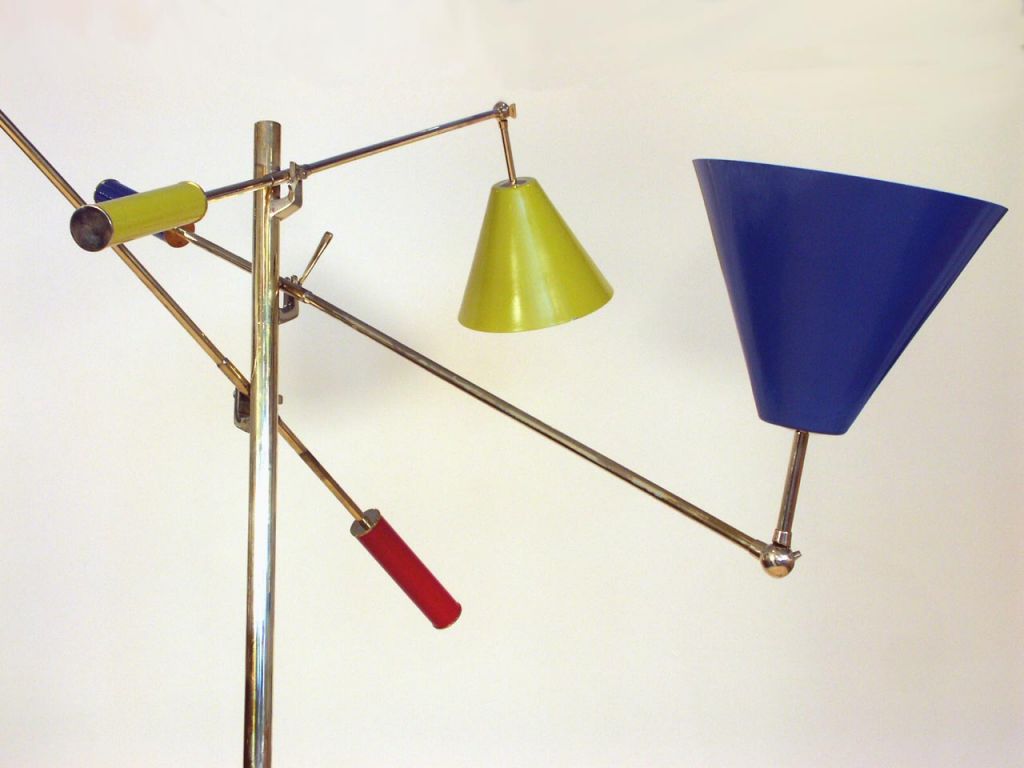 Floor Lamp in the Manner of Gino Sarfatti In Good Condition In New York, NY