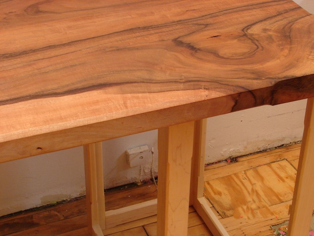architect's drafting table / executive desk