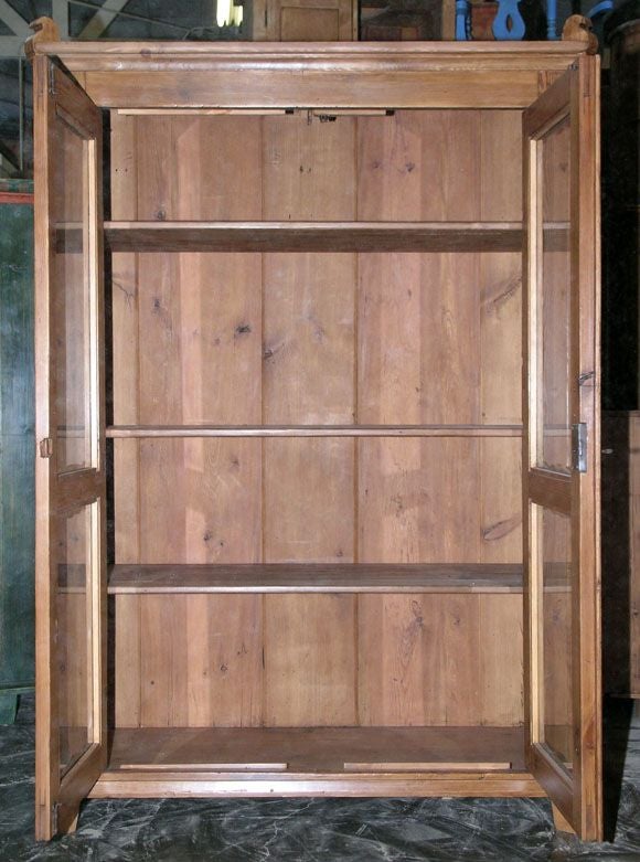 Display Case or Bookcase with Adjustable Shelving In Good Condition In Los Angeles, CA