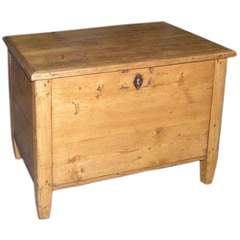 Antique Hope Chest, Blanket Box or Dowry Chest 5