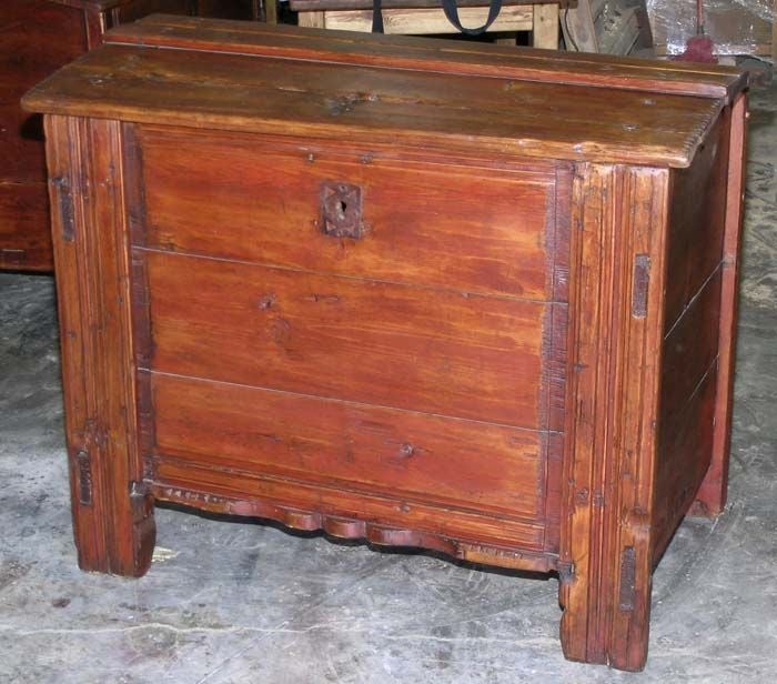 Charming hope chest with many decorative details. Original paint. Interior candle box, mid-1700s!

