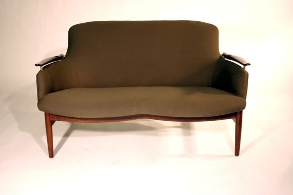 Finn Juhl NV 53 settee and lounge chair In Excellent Condition In West Hollywood, CA